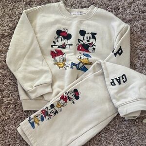 Gap Disney Character Kids Sweatshirt and Pants Set - Cream